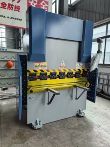 1600mm Tonnage CNC Hydraulic Double Servo Press Brake Folding Machine Bending Machine Bearing Engine Aluminum Automatic Motor 1