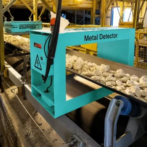 Aperture Window Conveyor Metal Detector for Multi Mineral Ore Processing Adjustable Sensitivity Remote Control