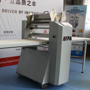 Automatic Dough Sheeter Factory Food Grade Puff Pastry Machine for Bakery Production