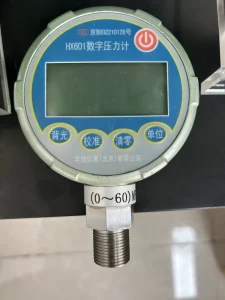 Digital Pressure Gauges High Accuracy 0.05% Stable Pressure Calibration Digital Pressure Transmitter