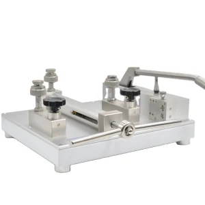 Pharmaceutical Hydraulic Pressure Test Gauge 700 bar Portable Pressure Calibration Tester
