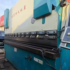 Second Hand NC Press Brake Stable Performance Metal Sheet Folding Equipment for Workshop Use
