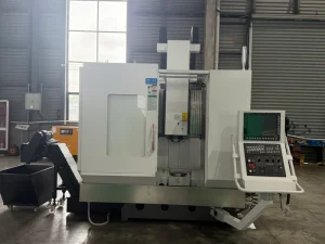 Simultaneous 5 Axis CNC Milling Machine 500mm Travel Vertical Machining Center for Small Molds