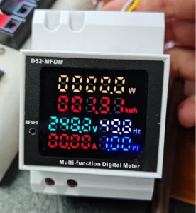 Three Phase Six in One LCD Display Multifunctional Electric Meter Measures Current Voltage Power Frequency 30A Rated 0 9999.9