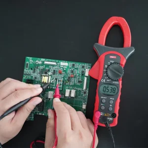 Uni T UT207A UT208A Digital Clamp Meter AC DC 1000A True RMS High Current LCD Display Temperature Frequency NCV Measurement